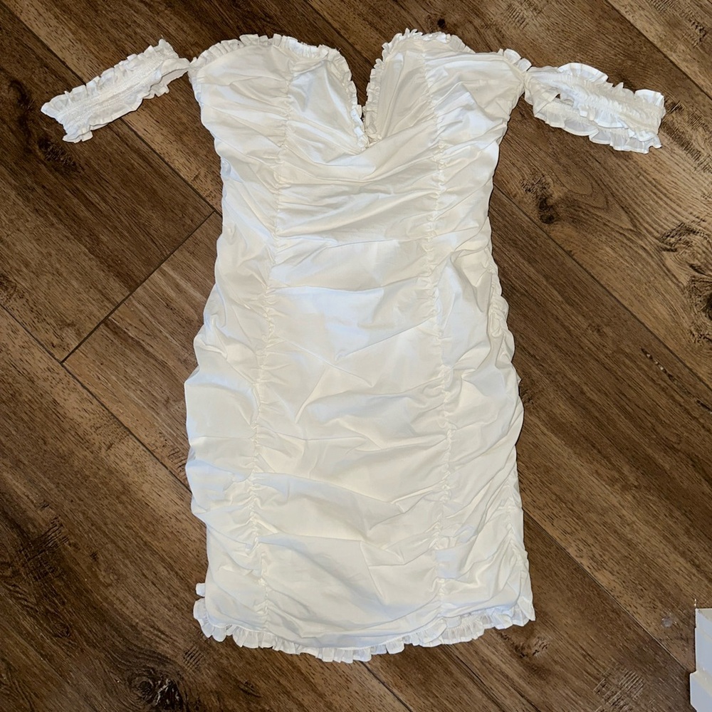 White bodycon dress M